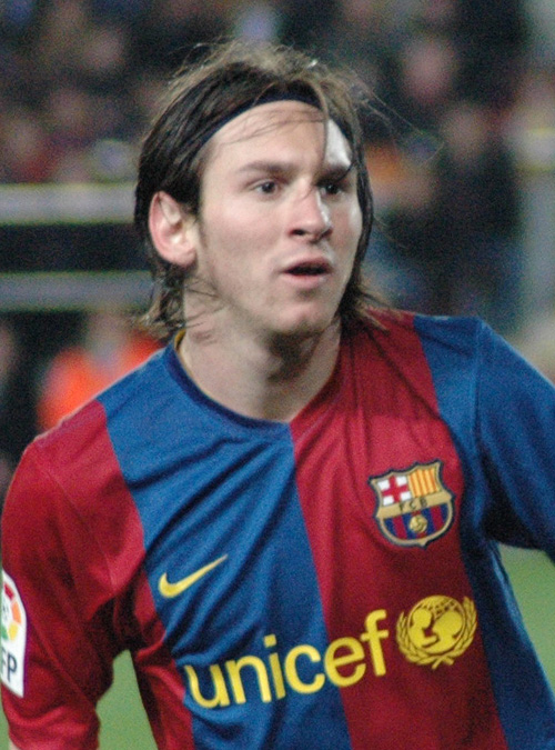 Lionel Messi playing for Barcelona in March 2007